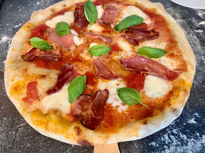 Pizza au levain type Napolitaine.